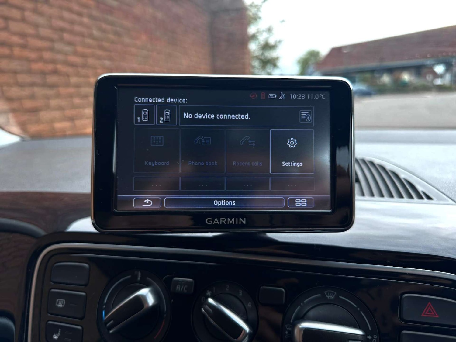 Used Volkswagen up! 2015 for sale - 76600547: Photo 31