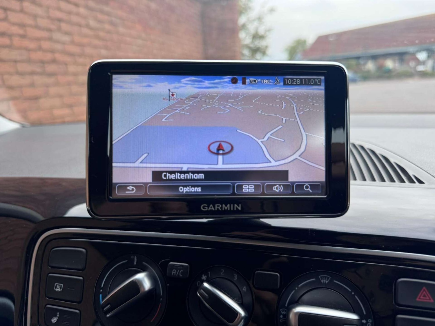 Used Volkswagen up! 2015 for sale - 76600547: Photo 34