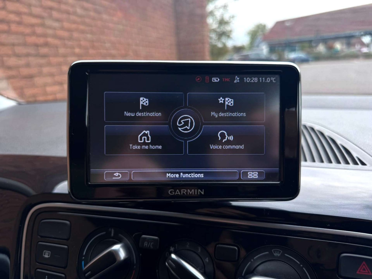 Used Volkswagen up! 2015 for sale - 76600547: Photo 36