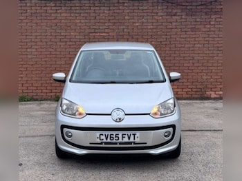 Used Volkswagen up! 2015 for sale - 76600547: Photo