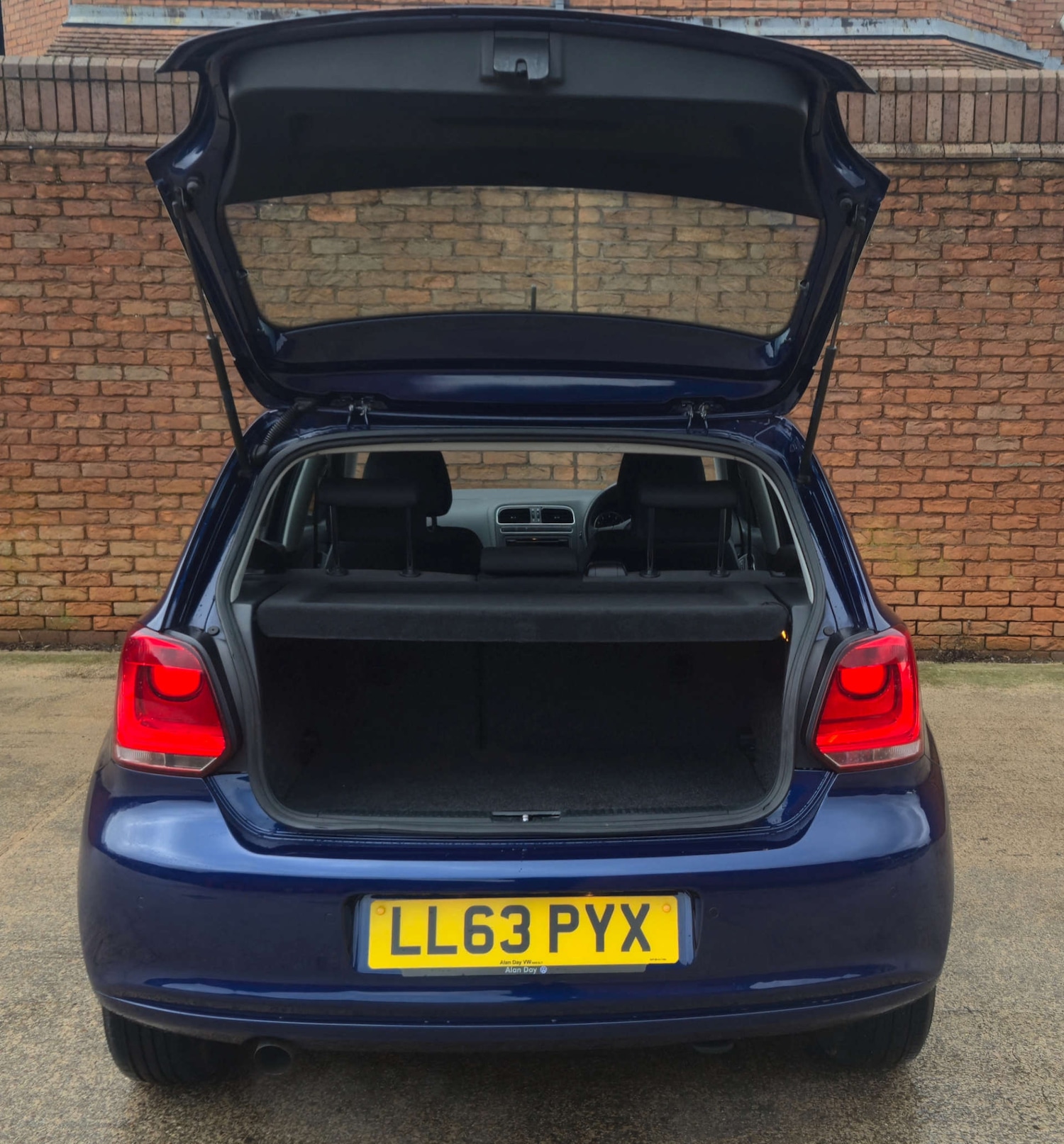 Used Volkswagen Polo 2013 for sale - 77409756: Photo 16