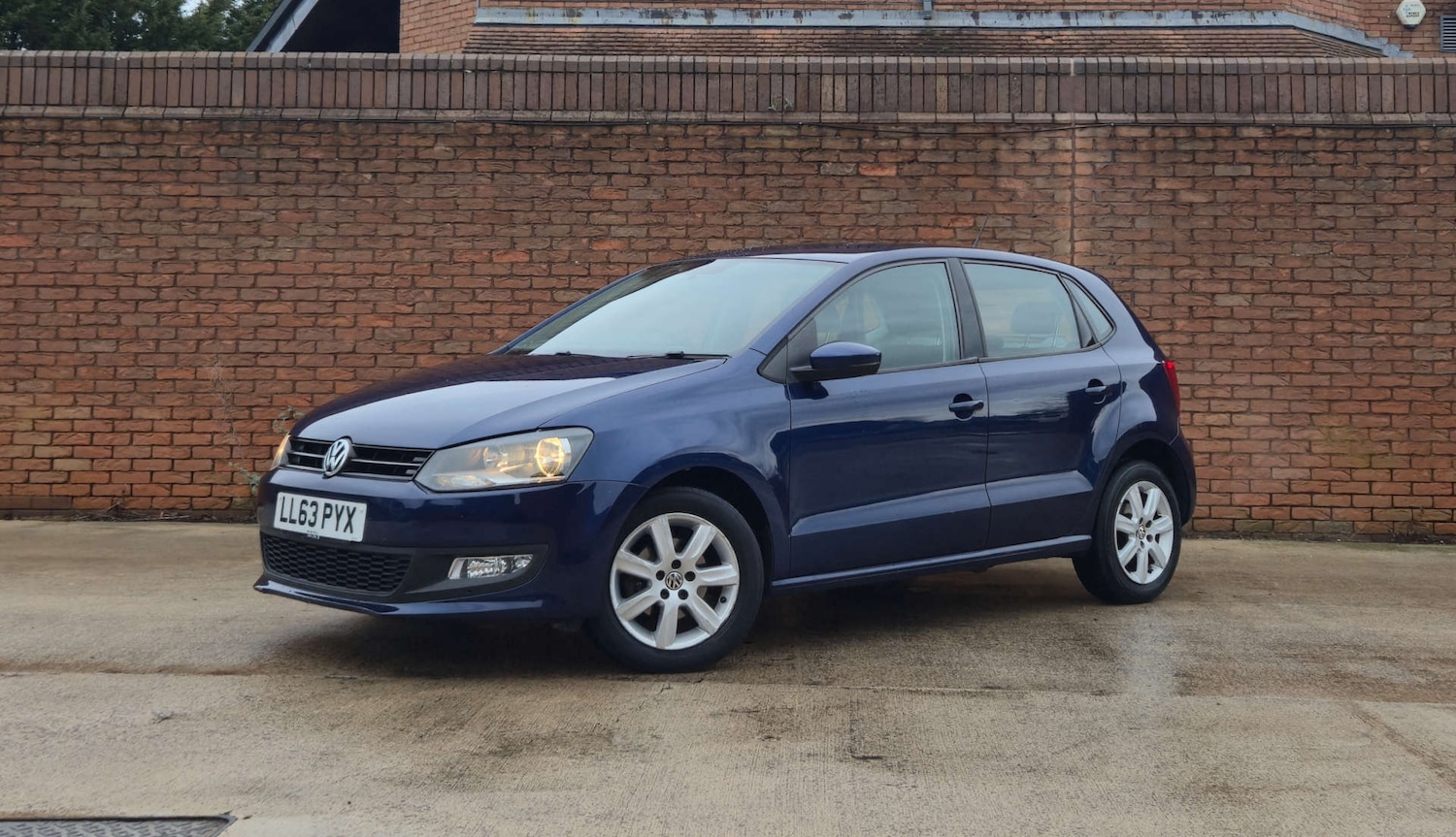 Used Volkswagen Polo 2013 for sale - 77409756: Photo 2