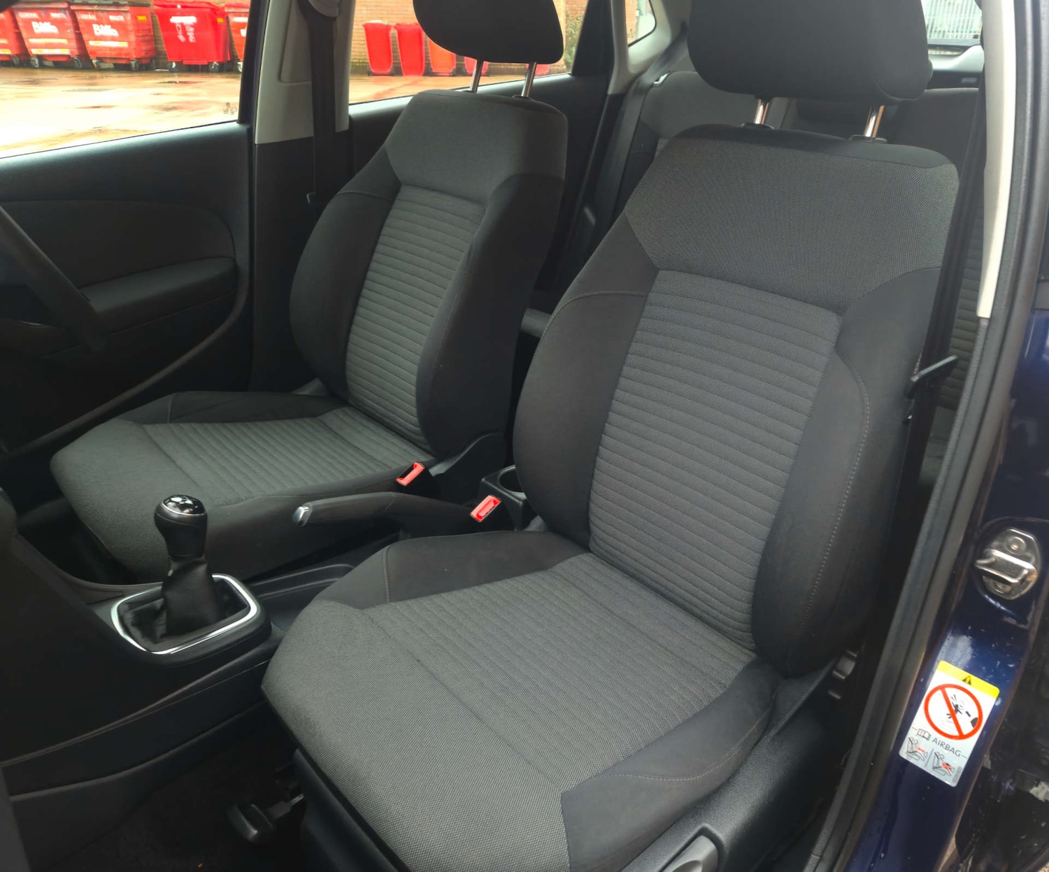 Used Volkswagen Polo 2013 for sale - 77409756: Photo 24