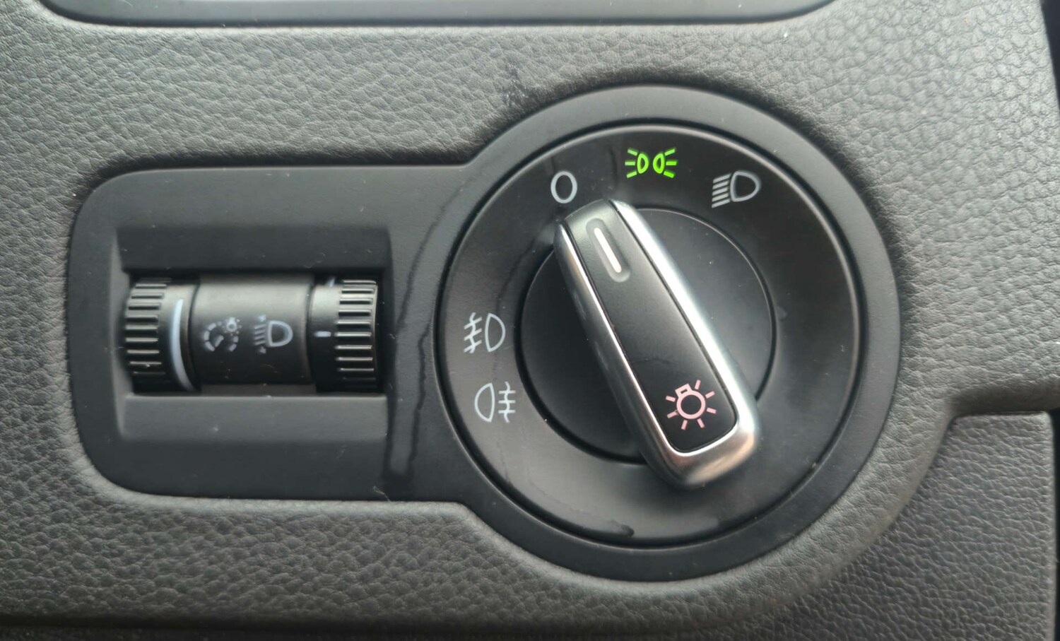 Used Volkswagen Polo 2013 for sale - 77409756: Photo 31