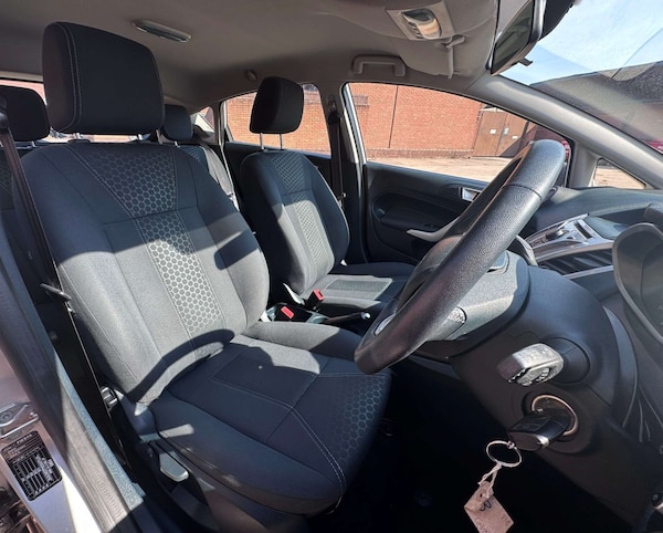 Used Ford Fiesta 2012 for sale - 75633138: Photo 25