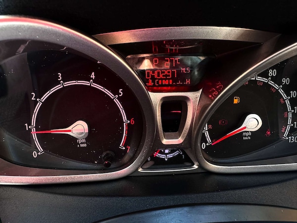 Used Ford Fiesta 2012 for sale - 75633138: Photo 29