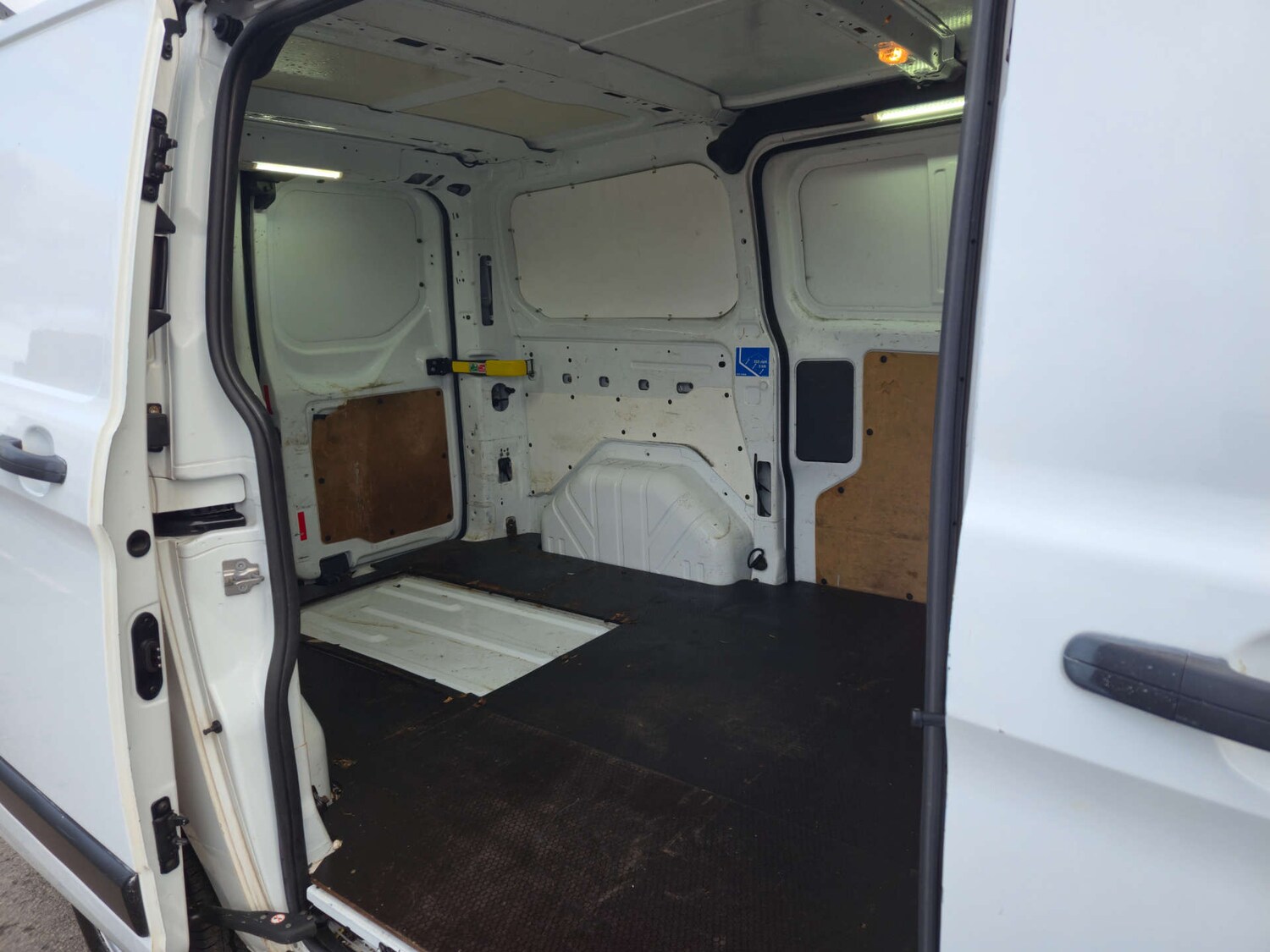 Used Ford Transit Custom 2018 for sale - 77385507: Photo 17