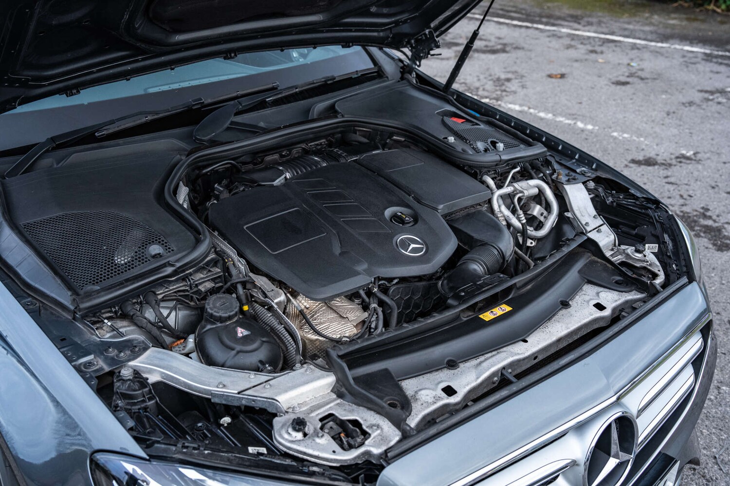 Used Mercedes-Benz E Class 2017 for sale - 76878097: Photo 38