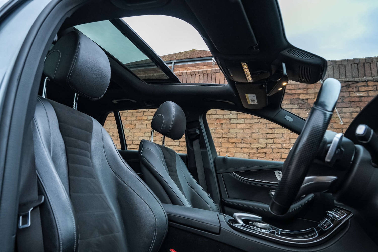 Used Mercedes-Benz E Class 2017 for sale - 76878097: Photo 44