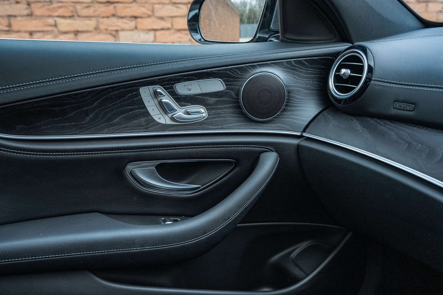 Used Mercedes-Benz E Class 2017 for sale - 76878097: Photo 53