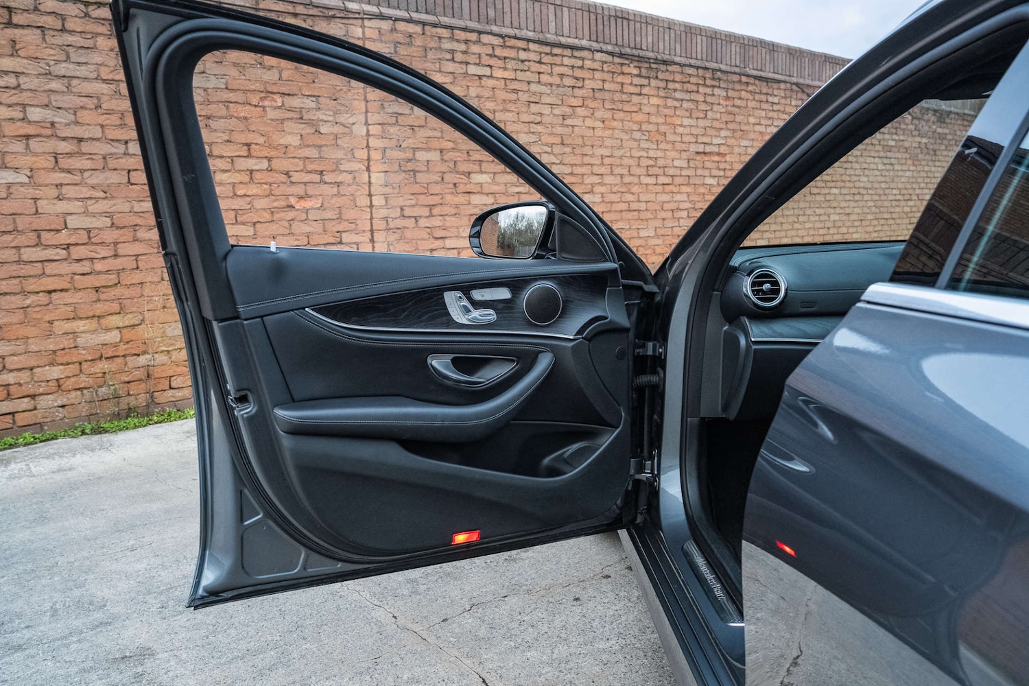 Used Mercedes-Benz E Class 2017 for sale - 76878097: Photo 71