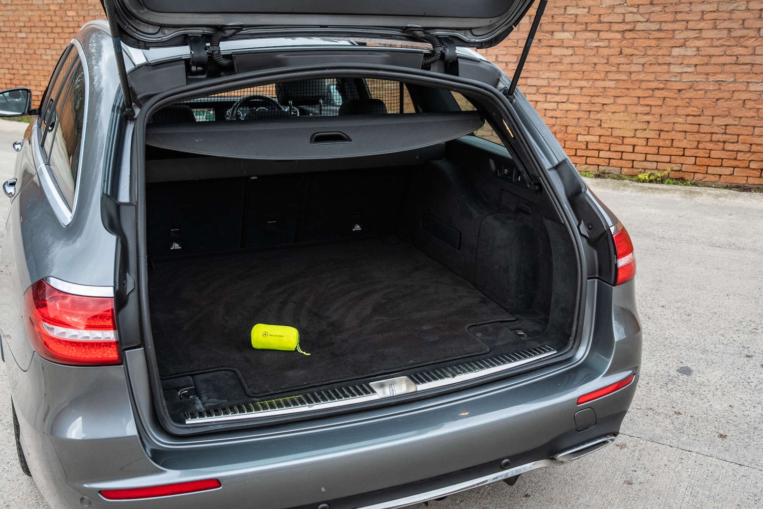 Used Mercedes-Benz E Class 2017 for sale - 76878097: Photo 75