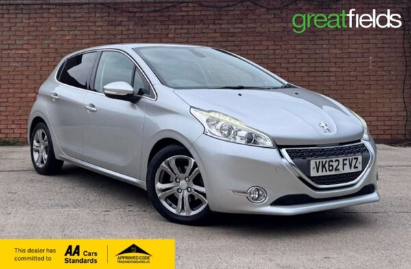 Used Peugeot 208 2012 for sale - 76154390: Photo 1