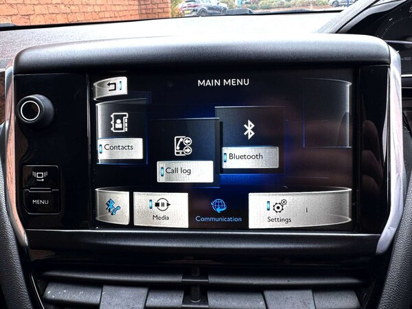 Used Peugeot 208 2012 for sale - 76154390: Photo 31