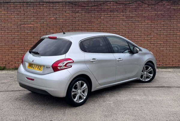 Used Peugeot 208 2012 for sale - 76154390: Photo 36