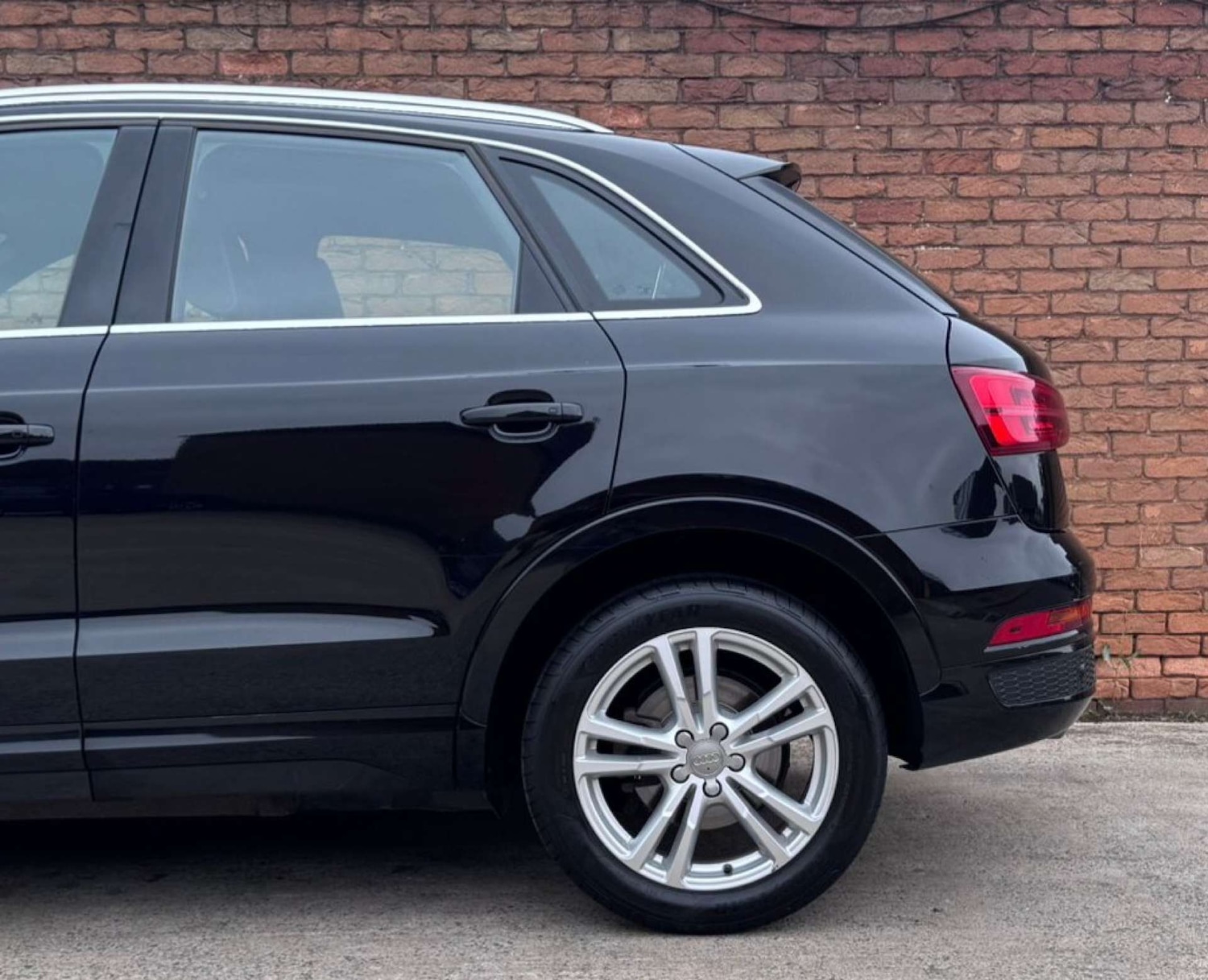 Used Audi Q3 2016 for sale - 76278380: Photo 13