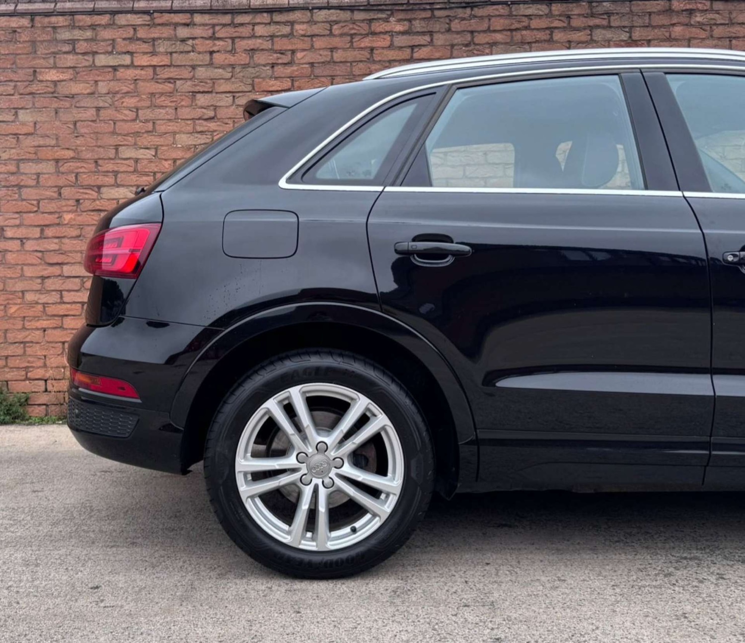 Used Audi Q3 2016 for sale - 76278380: Photo 15