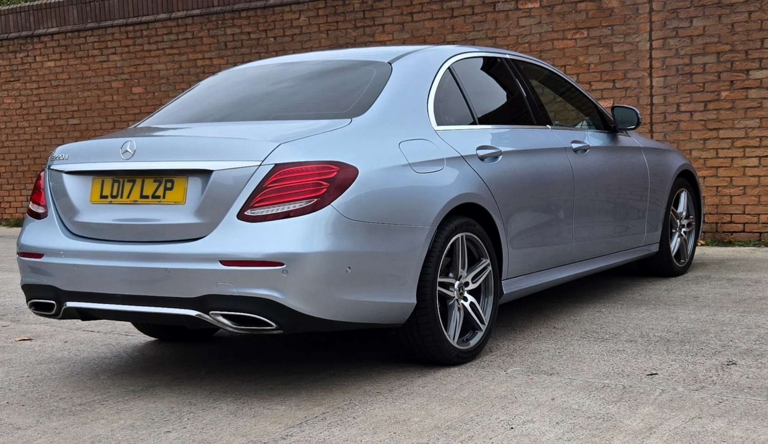 Used Mercedes-Benz E Class 2017 for sale - 76483225: Photo 11