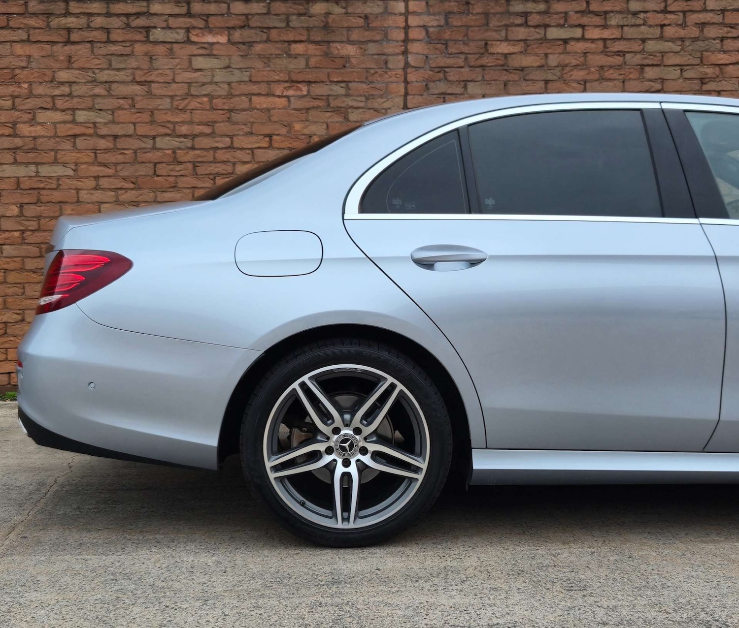 Used Mercedes-Benz E Class 2017 for sale - 76483225: Photo 16