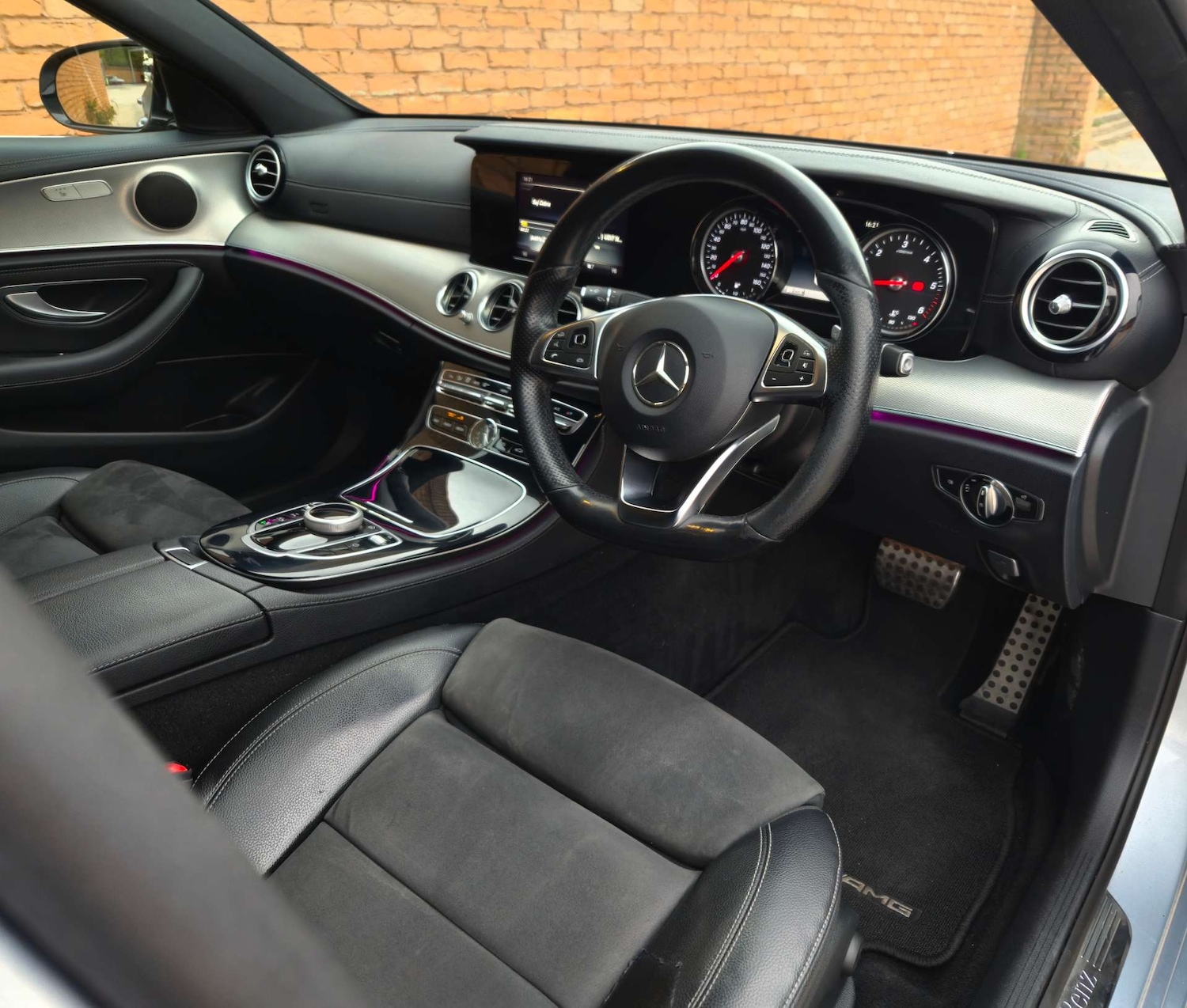 Used Mercedes-Benz E Class 2017 for sale - 76483225: Photo 21