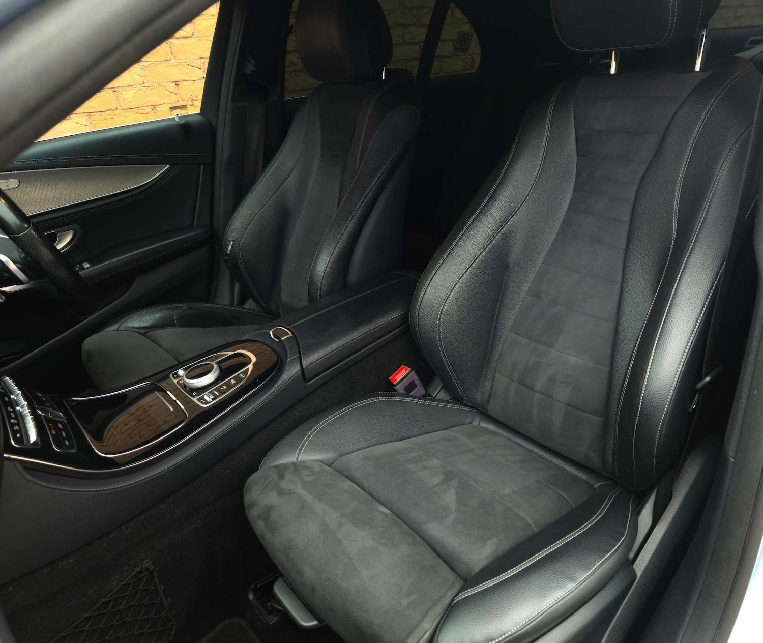 Used Mercedes-Benz E Class 2017 for sale - 76483225: Photo 25