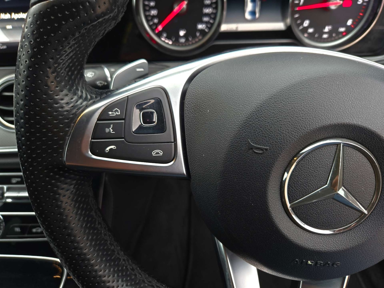 Used Mercedes-Benz E Class 2017 for sale - 76483225: Photo 30