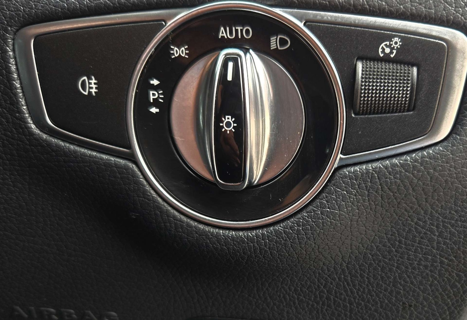 Used Mercedes-Benz E Class 2017 for sale - 76483225: Photo 41