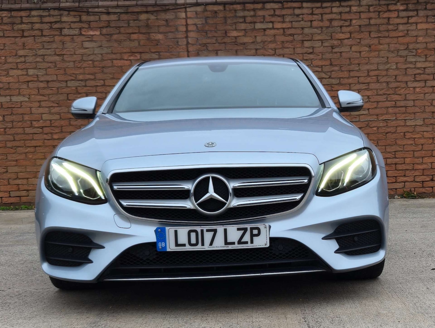 Used Mercedes-Benz E Class 2017 for sale - 76483225: Photo 5