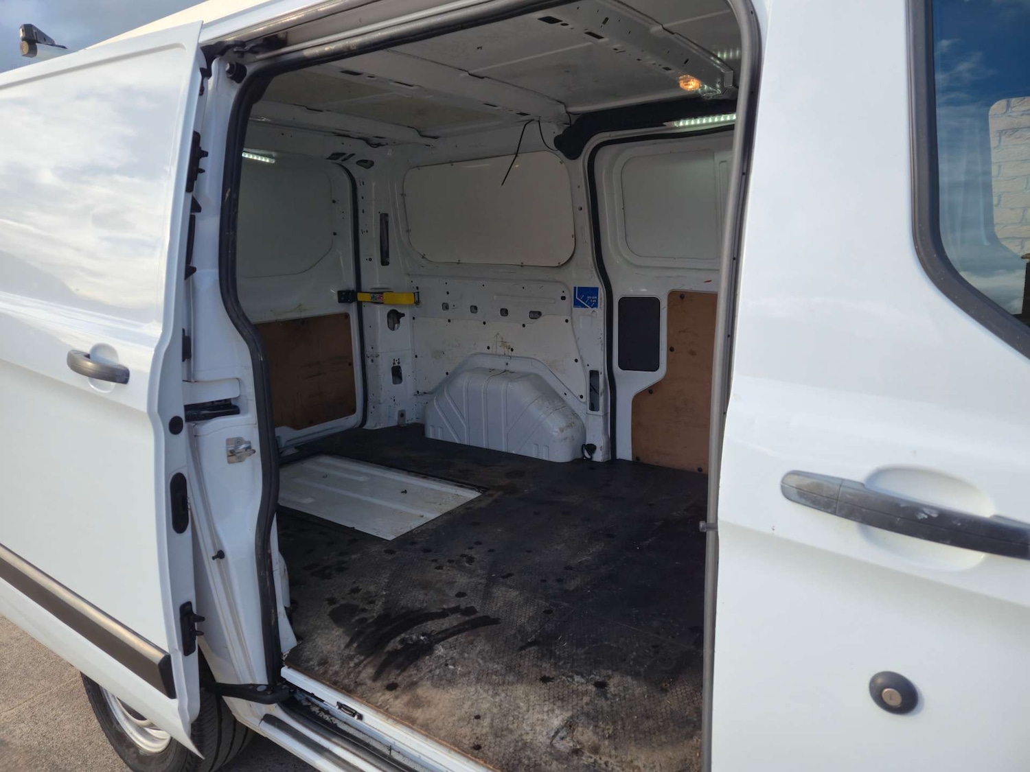 Used Ford Transit Custom 2018 for sale - 77342902: Photo 12