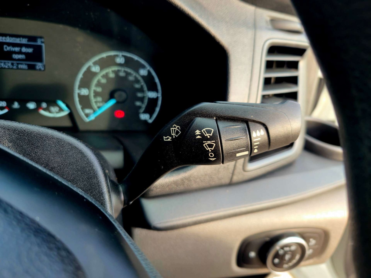 Used Ford Transit Custom 2018 for sale - 77342902: Photo 25