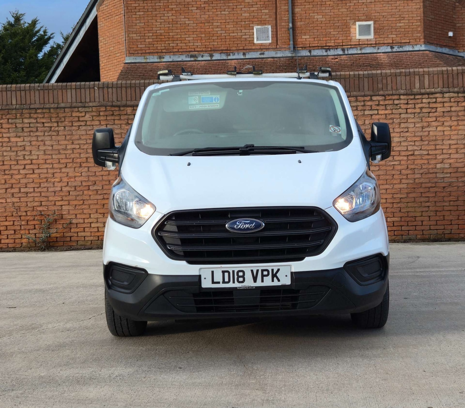 Used Ford Transit Custom 2018 for sale - 77342902: Photo 3