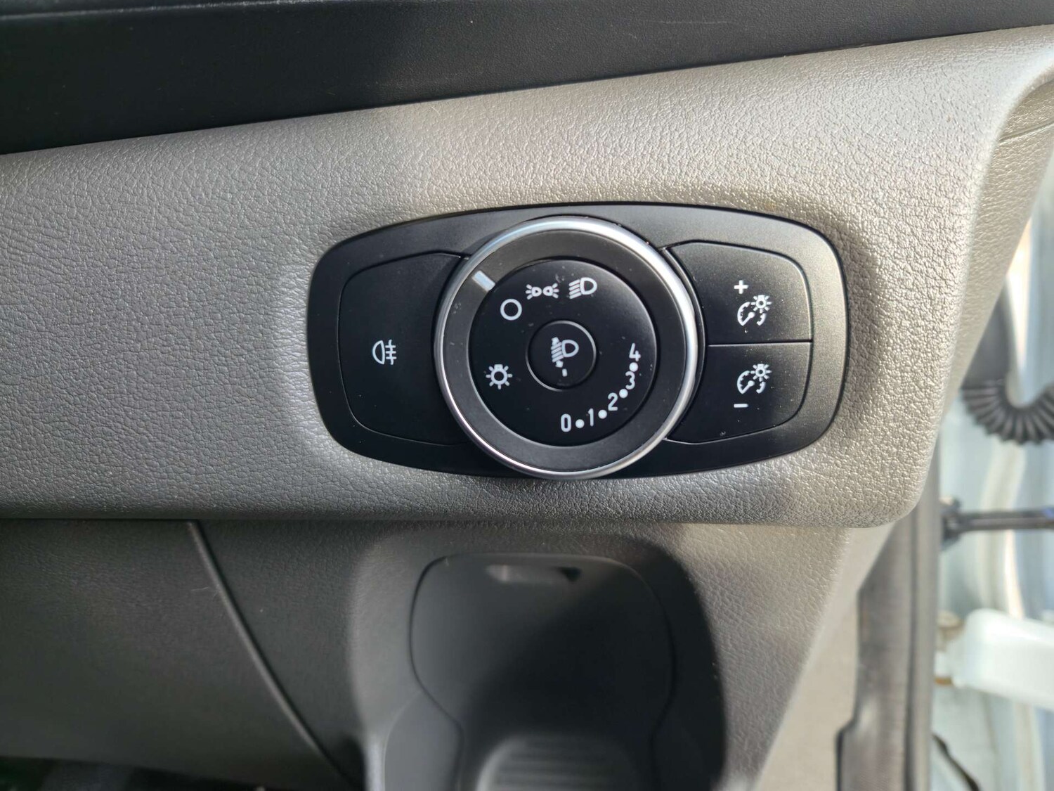 Used Ford Transit Custom 2018 for sale - 77342902: Photo 30