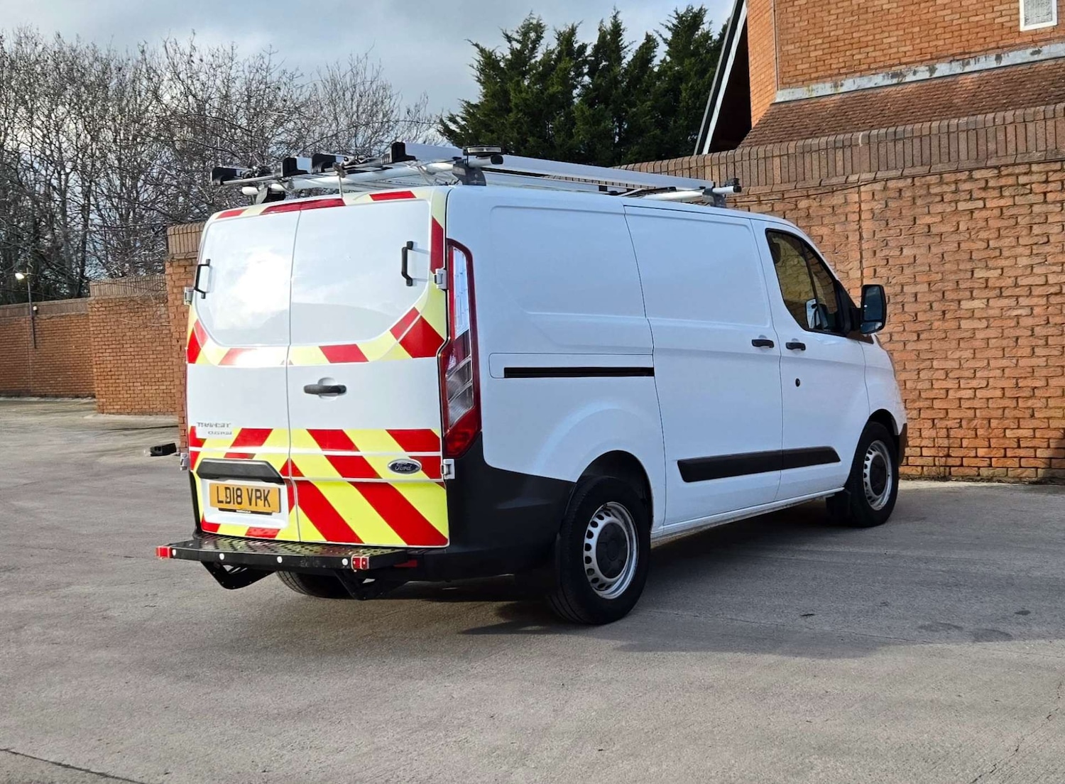 Used Ford Transit Custom 2018 for sale - 77342902: Photo 4