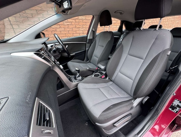 Used Hyundai i30 2015 for sale - 76182613: Photo 25