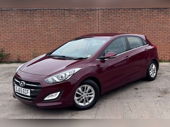 Used Hyundai i30 2015 for sale - 76182613: Photo 4