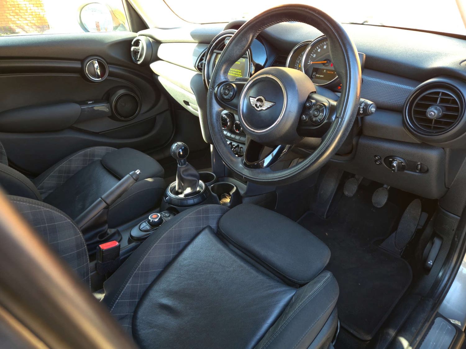 Used MINI Hatch 2016 for sale - 77921671: Photo 22