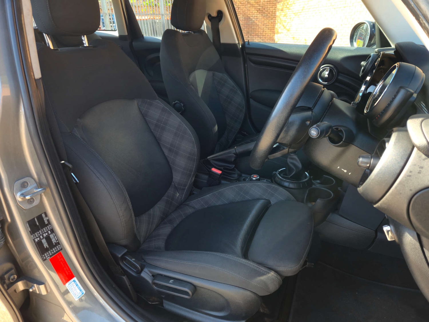 Used MINI Hatch 2016 for sale - 77921671: Photo 23