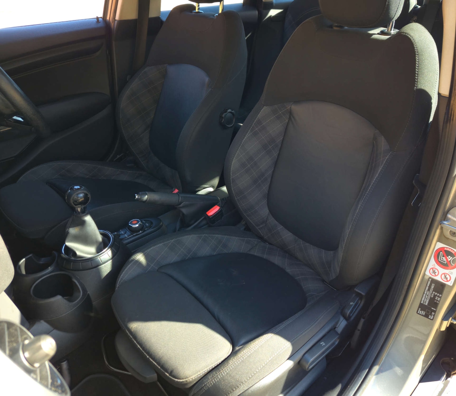 Used MINI Hatch 2016 for sale - 77921671: Photo 24