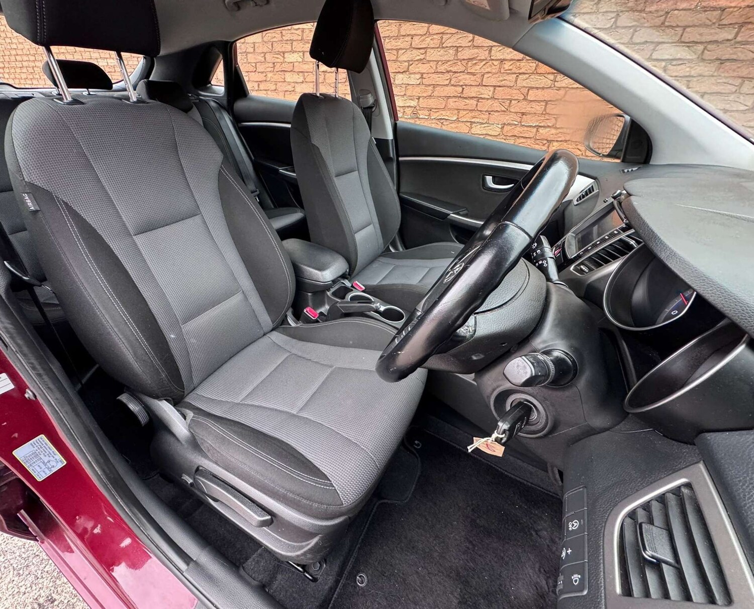 Used Hyundai i30 2015 for sale - 77911303: Photo 23