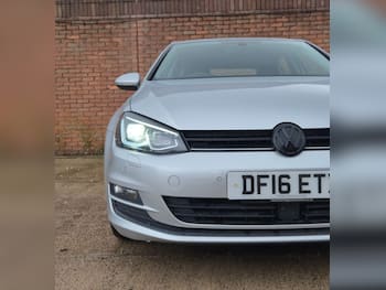 Used Volkswagen Golf 2016 for sale - 79704672: Photo