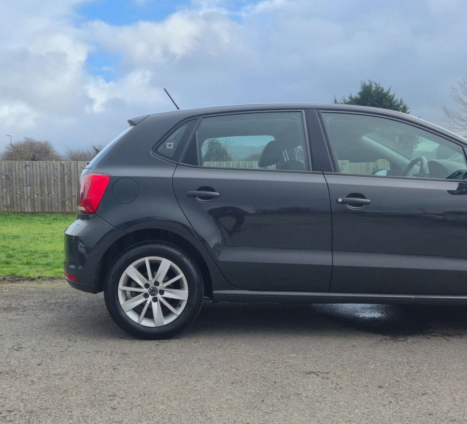 Used Volkswagen Polo 2014 for sale - 77342875: Photo 12
