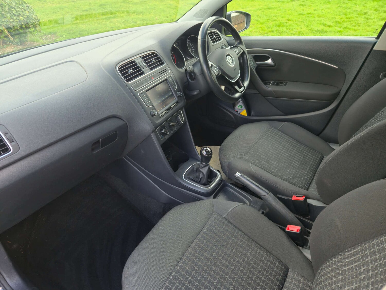 Used Volkswagen Polo 2014 for sale - 77342875: Photo 30