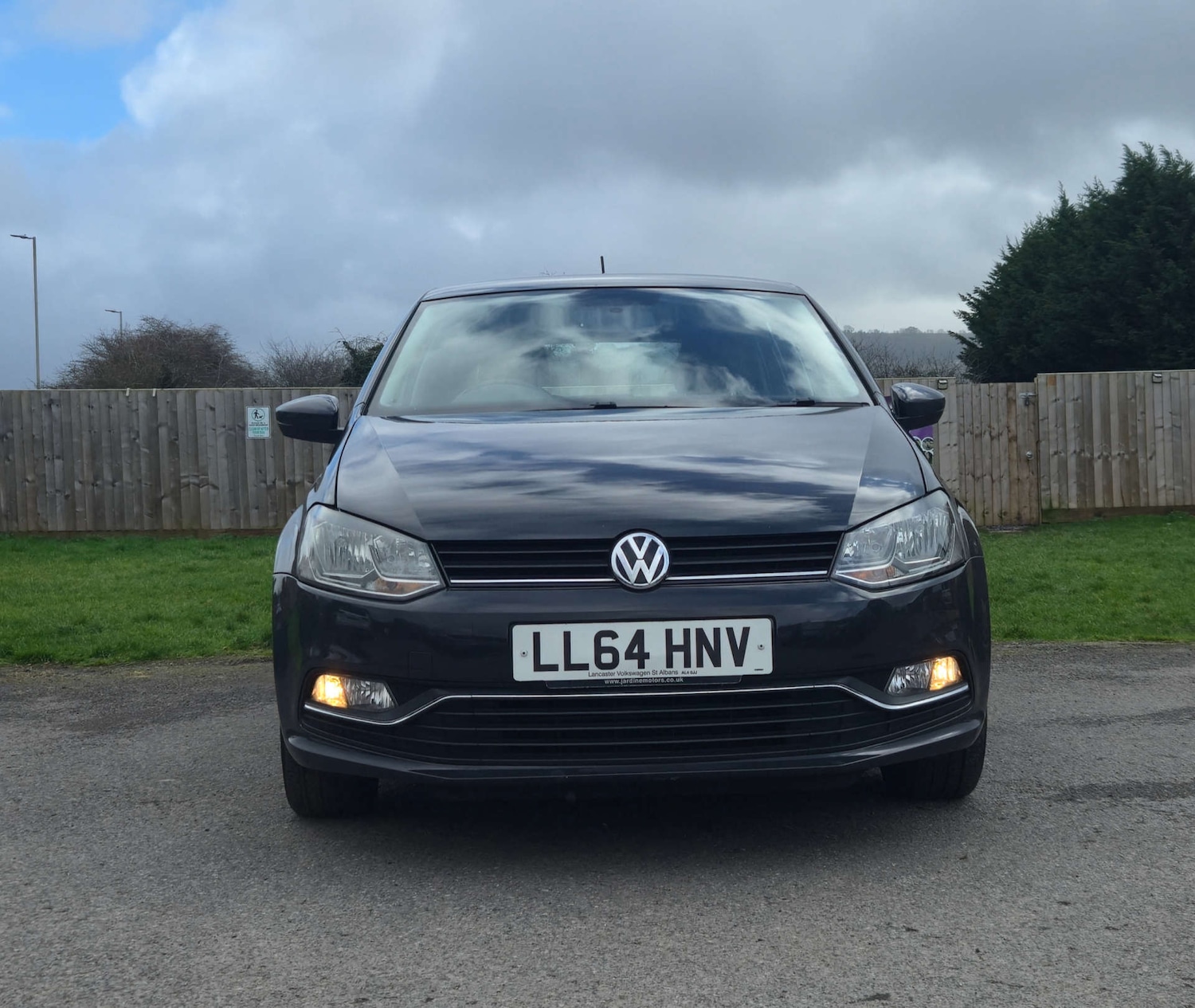 Used Volkswagen Polo 2014 for sale - 77342875: Photo 4