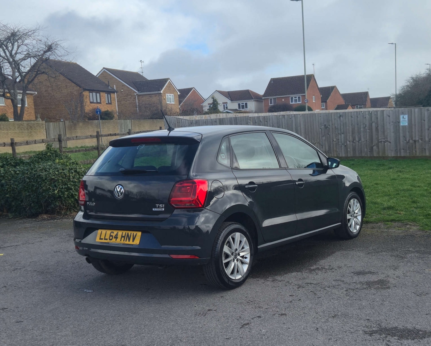 Used Volkswagen Polo 2014 for sale - 77342875: Photo 9