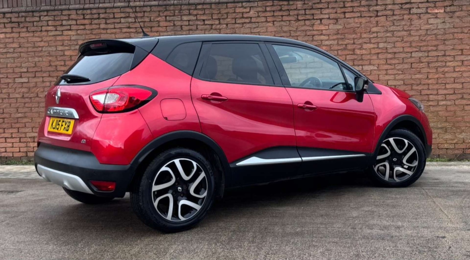Used Renault Captur 2015 for sale - 76855487: Photo 12