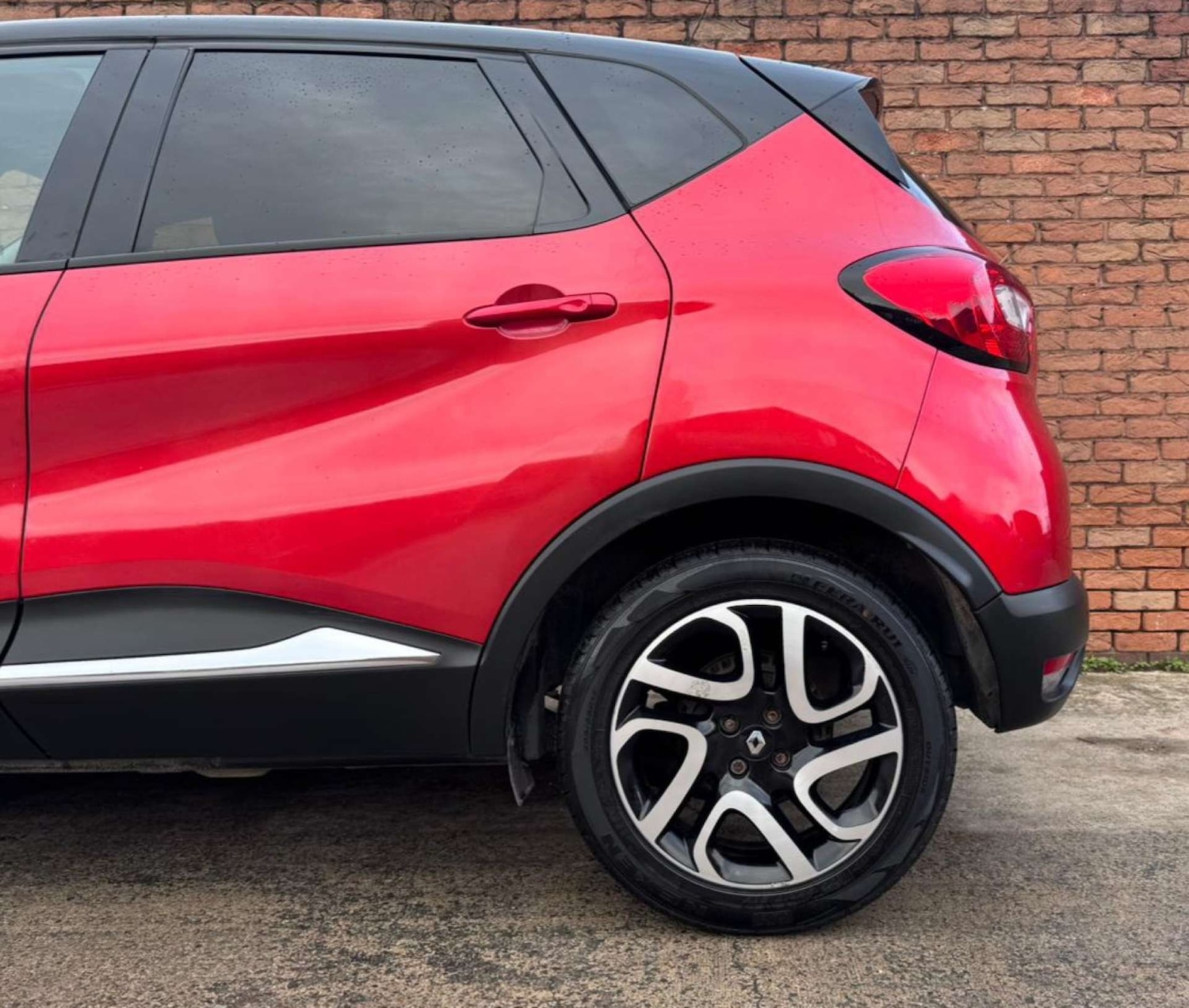 Used Renault Captur 2015 for sale - 76855487: Photo 17