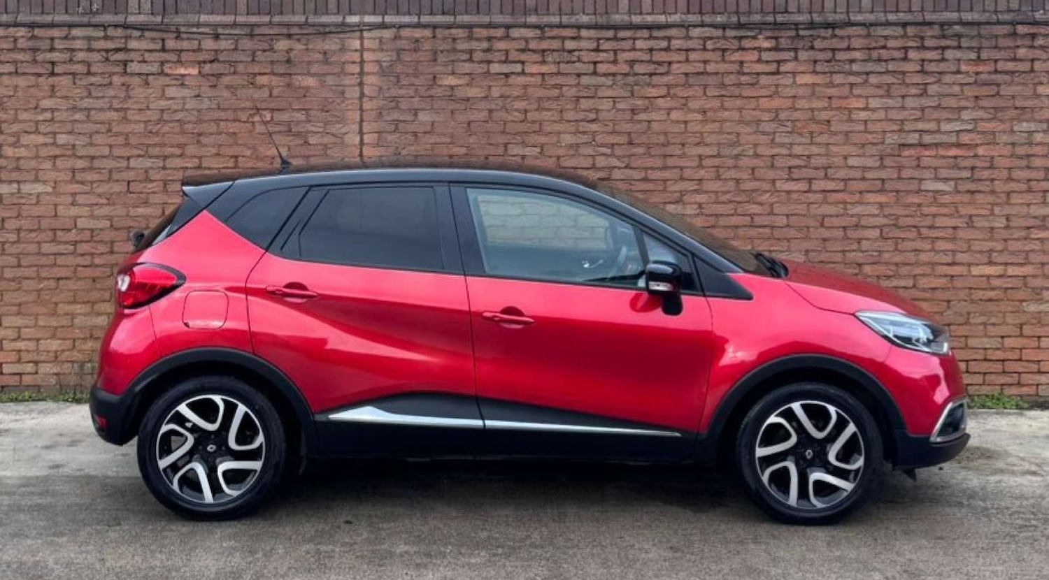 Used Renault Captur 2015 for sale - 76855487: Photo 19