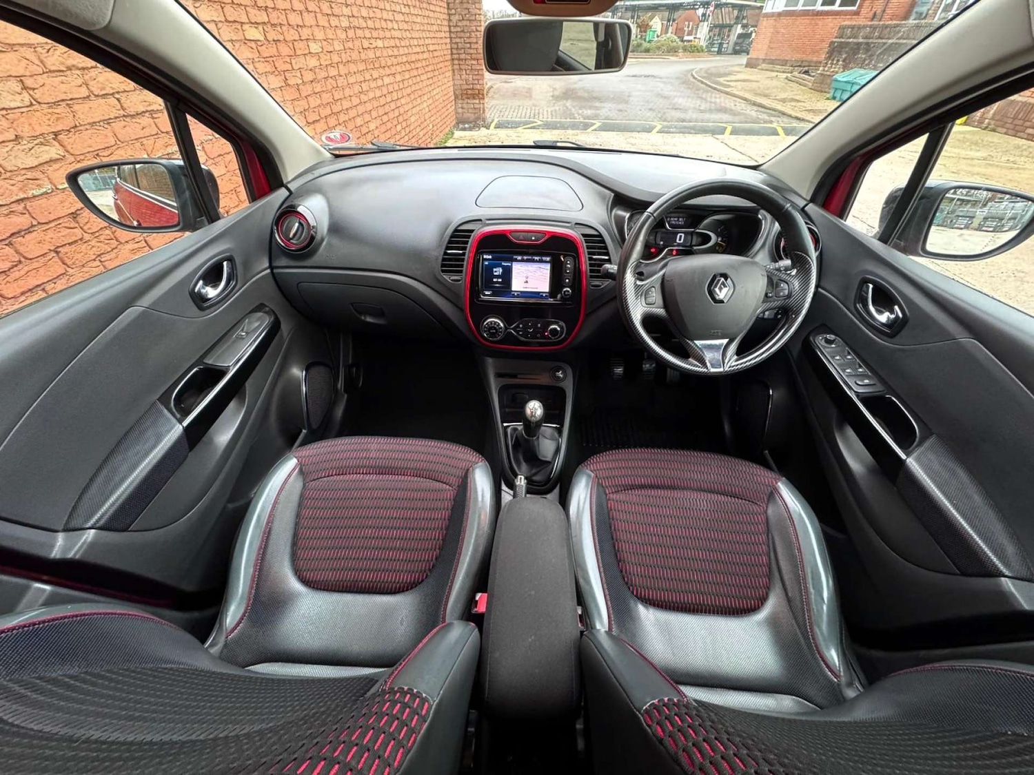 Used Renault Captur 2015 for sale - 76855487: Photo 22