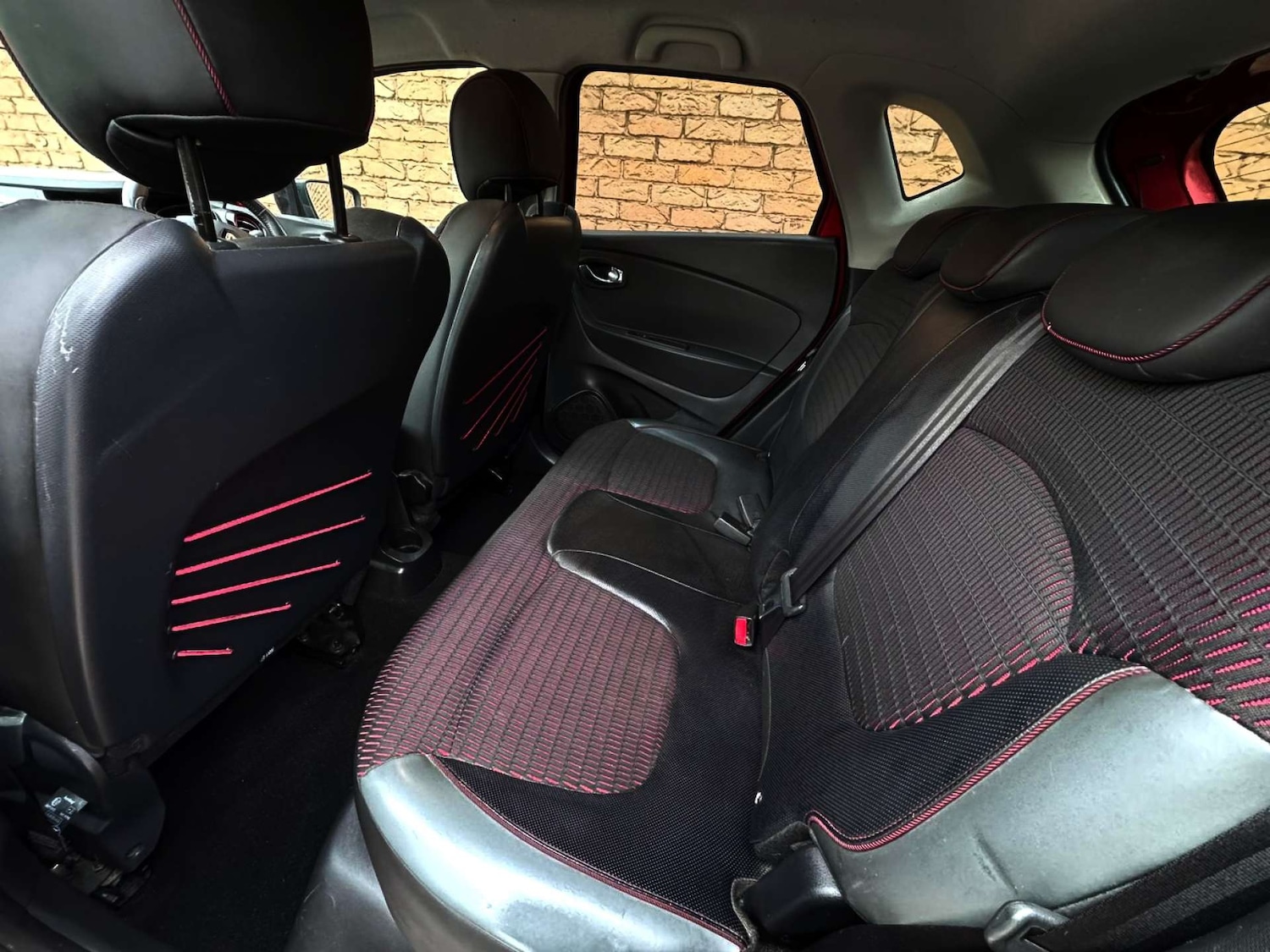 Used Renault Captur 2015 for sale - 76855487: Photo 26