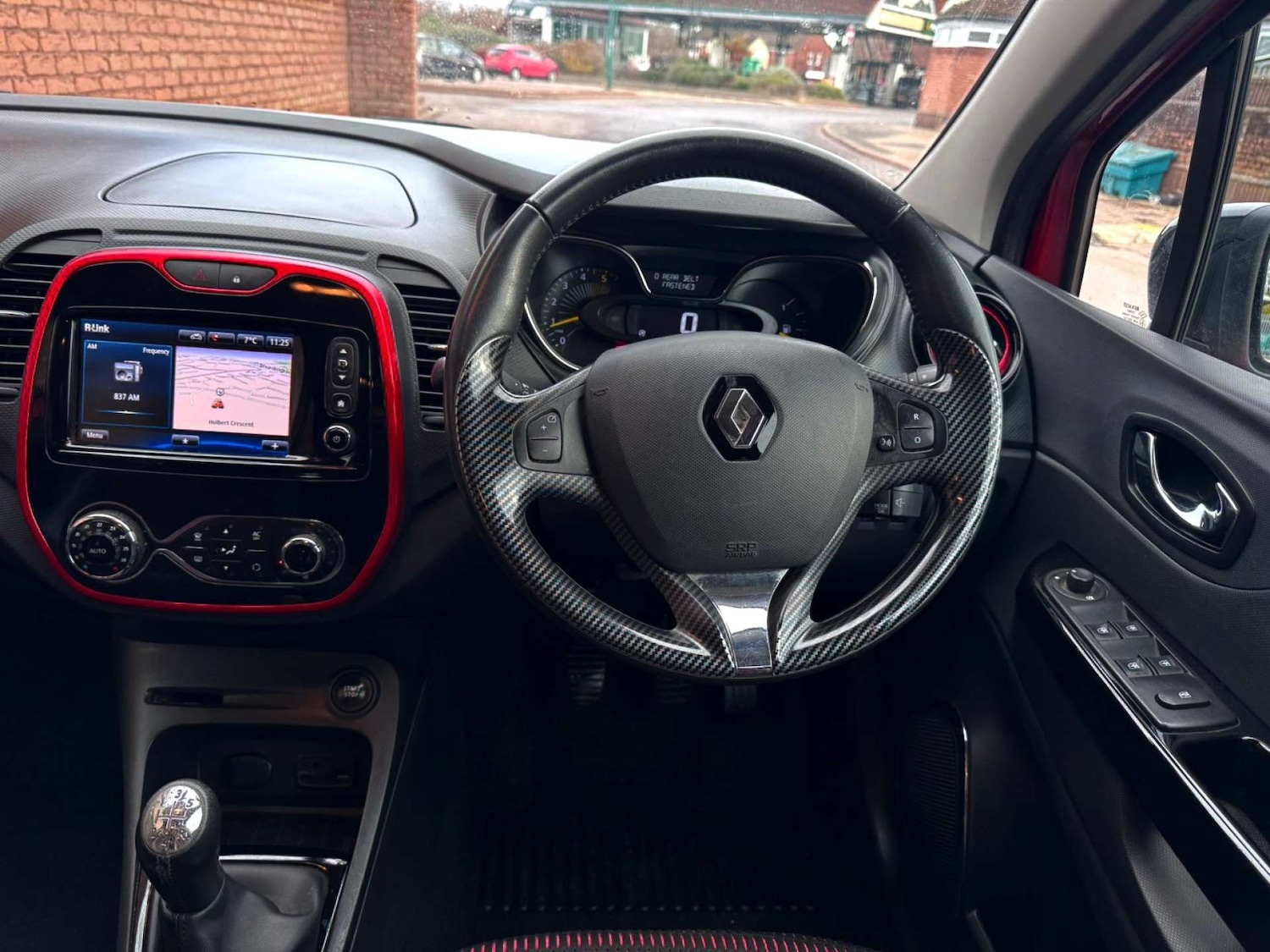 Used Renault Captur 2015 for sale - 76855487: Photo 27